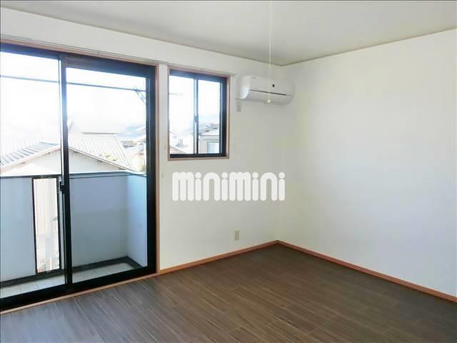 居室・リビング　写真は同型です。