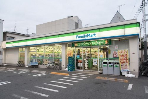 コンビニ　ファミリーマート 阿佐谷北六丁目店（コンビニ）まで587m