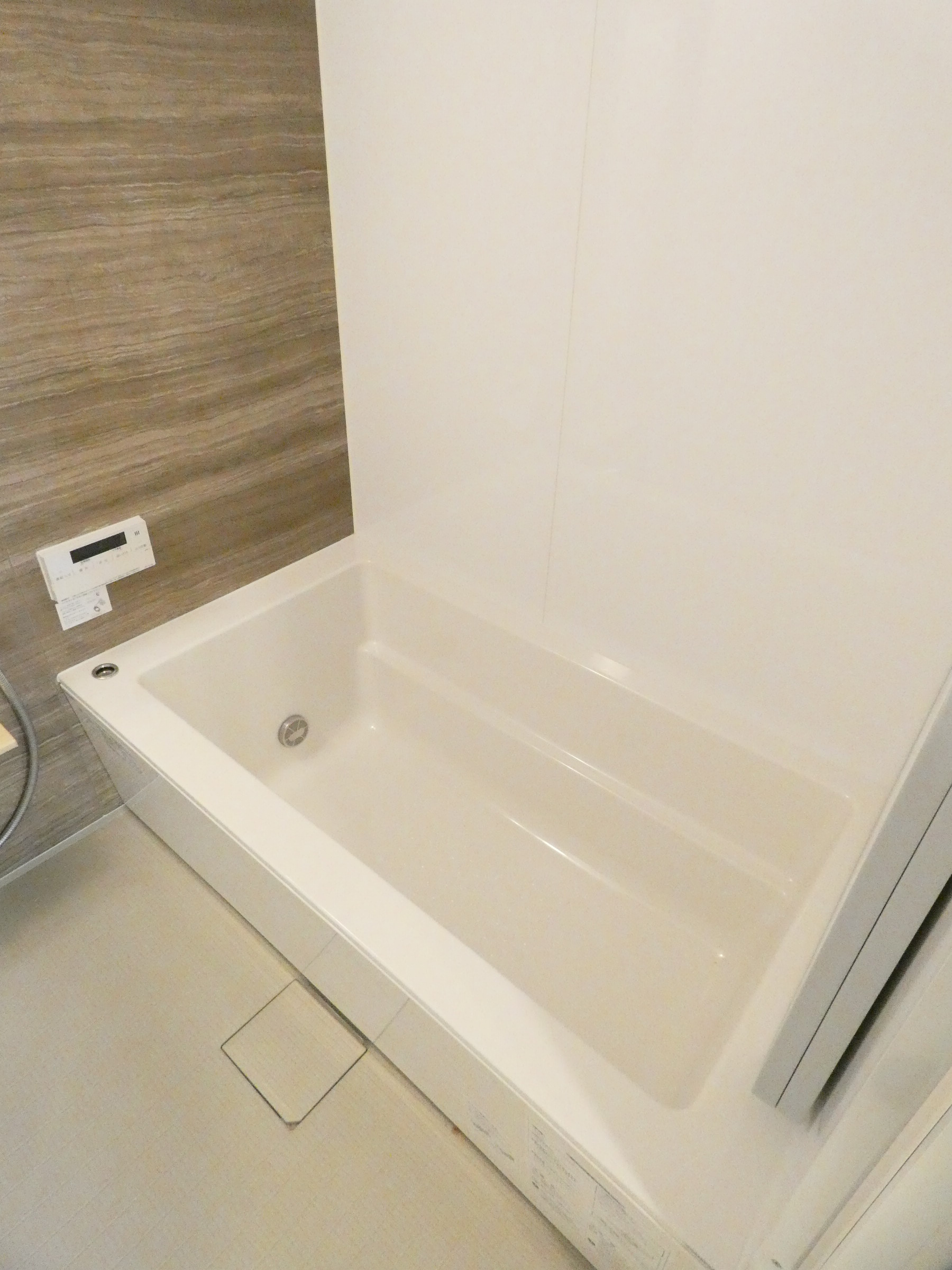 バス・シャワールーム　バス