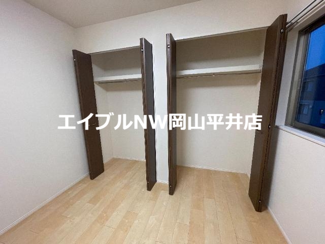 収納　クローゼット