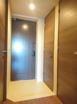 玄関　他部屋参考写真