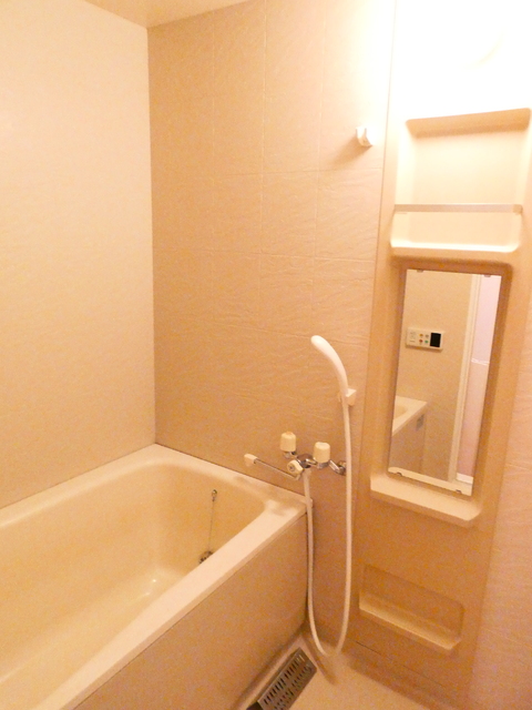 バス・シャワールーム　★追焚き付きバスルーム★