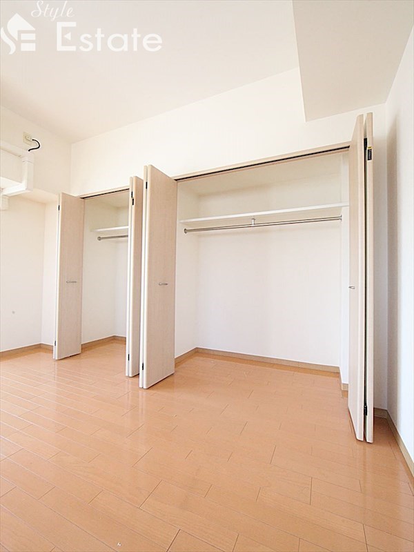 収納　クローゼット