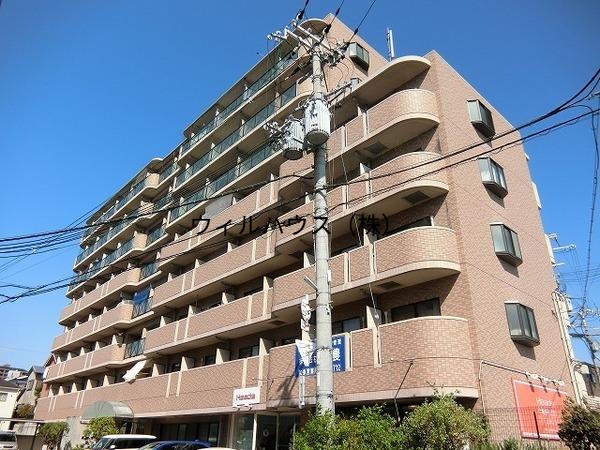 建物外観　エレベーターあり！