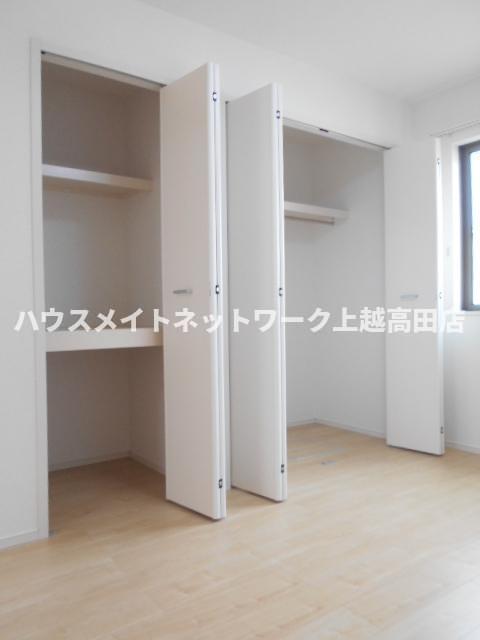 収納　クローゼット