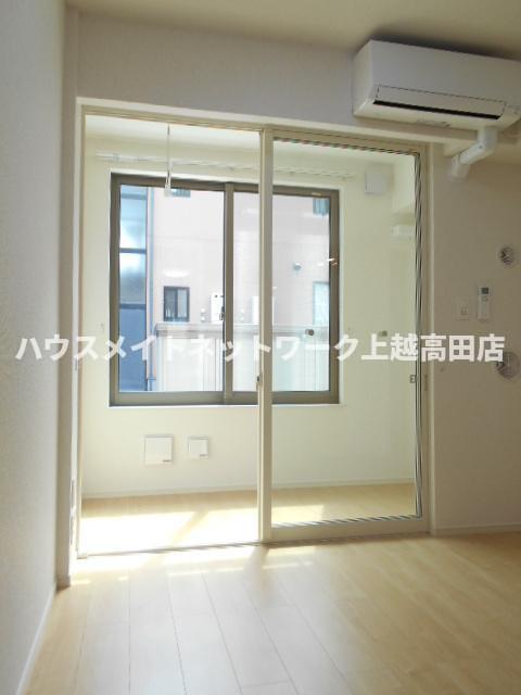 バルコニー　サンルーム