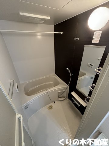 バス・シャワールーム　反転タイプのお部屋です（現況を優先します）