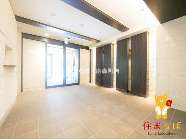 エントランス　共用部の印象も大切に