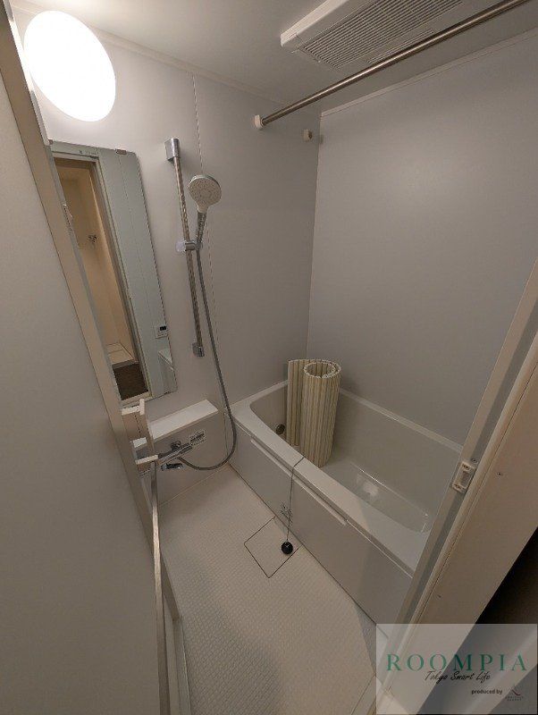 バス・シャワールーム　バス