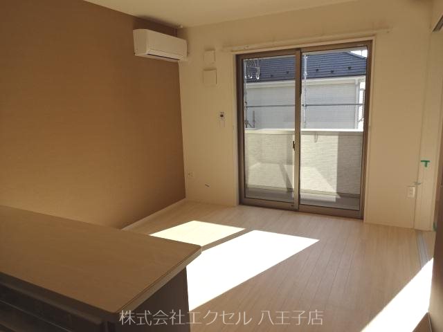 居室・リビング　開放的なリビング