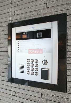 セキュリティ　エントランス