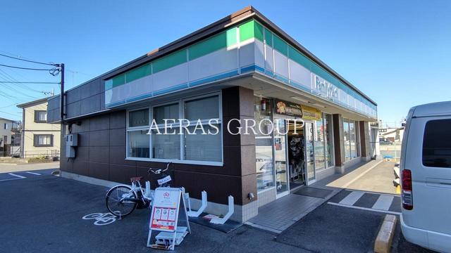 コンビニ　ファミリーマート 新座東二丁目店（コンビニ）まで672m