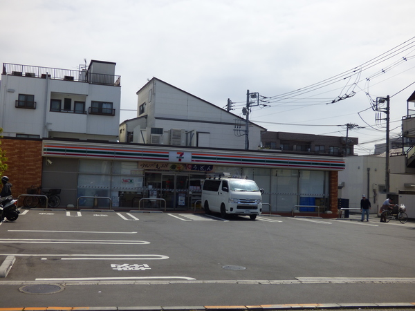 コンビニ　セブンイレブン葛飾東新小岩７丁目店（コンビニ）まで432m