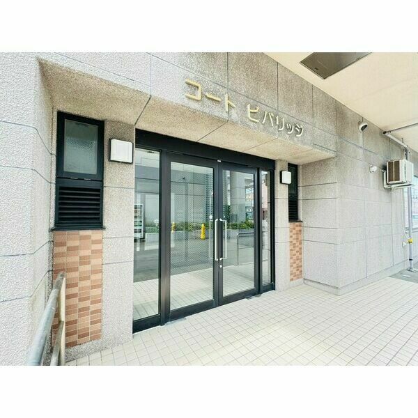 エントランス　清潔なエントランスです