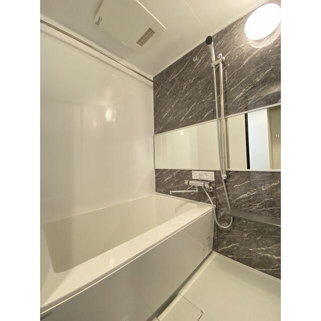 バス・シャワールーム　?