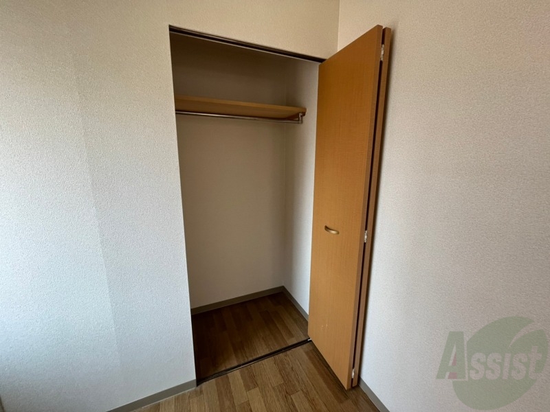 収納　寝室の収納です。部屋がすっきり片付きます。