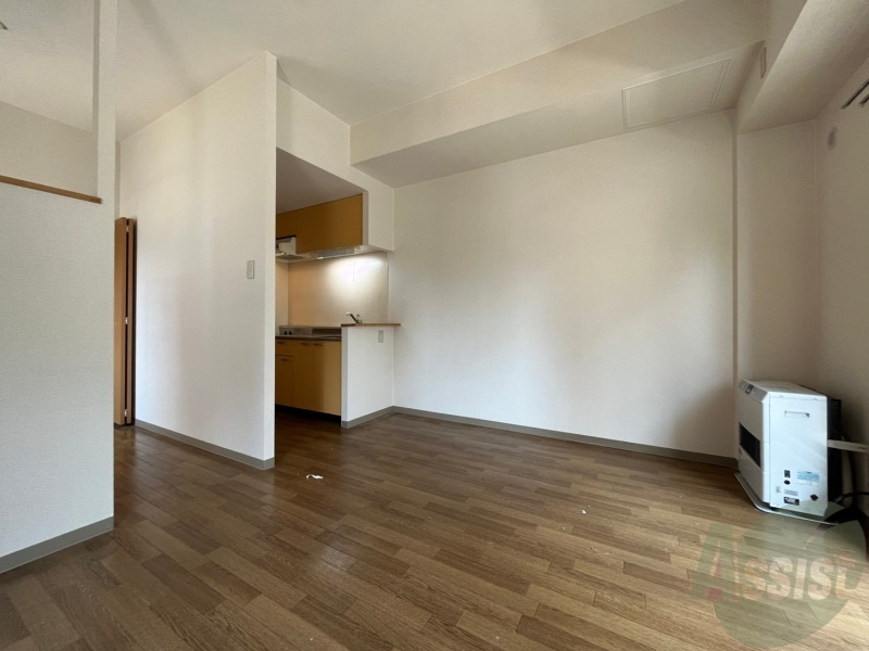 居室・リビング　広くてキレイなお部屋が広がっていて、充実した生活が送れそう。