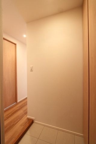 玄関　※参考写真※