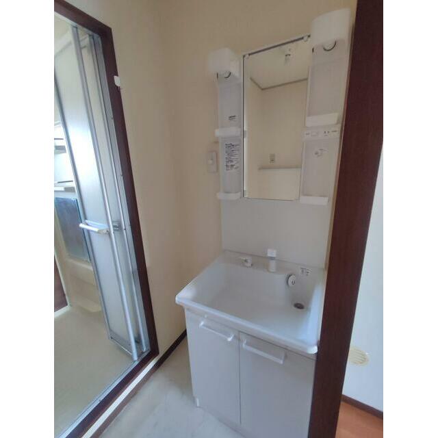 洗面設備　同タイプ