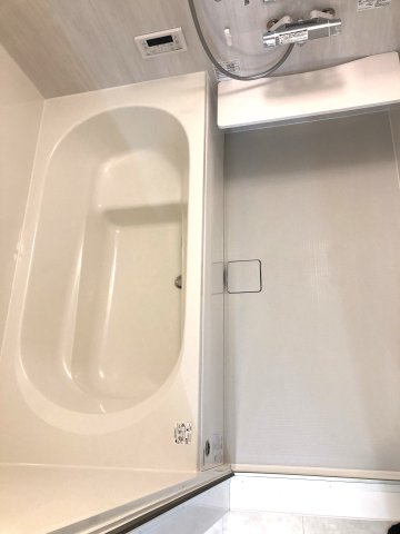 バス・シャワールーム　追い焚き機能付き