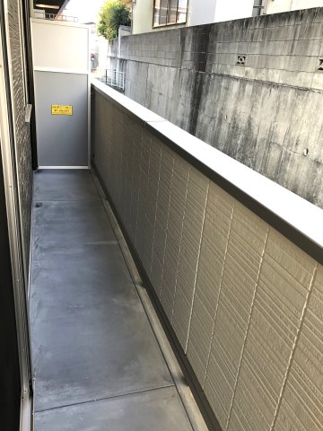 バルコニー　東向き