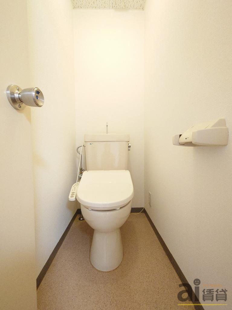 トイレ　～同仕様写真～