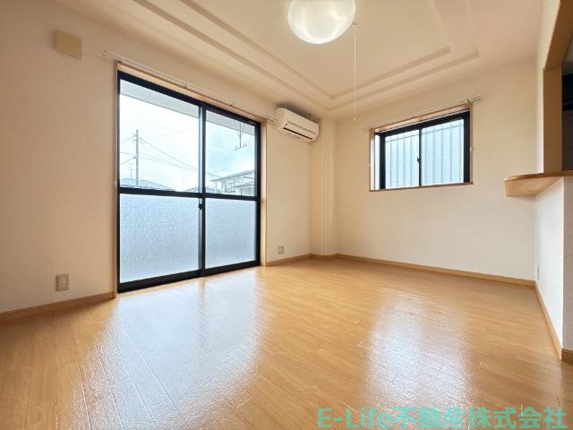 居室・リビング　リビング