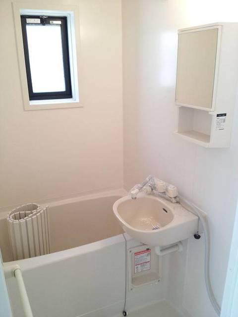 バス・シャワールーム　?