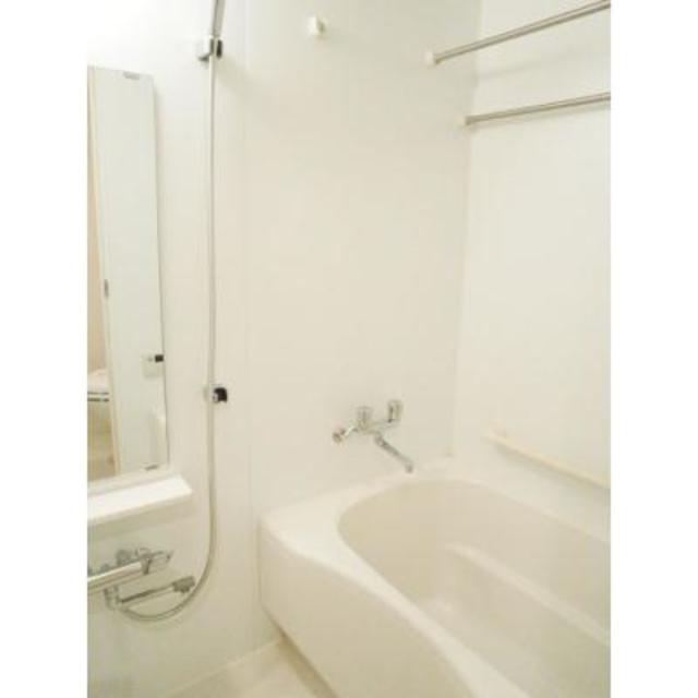 バス・シャワールーム　※写真は同タイプ住戸です。