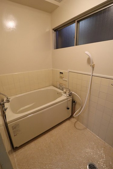 バス・シャワールーム　※別室の写真です。