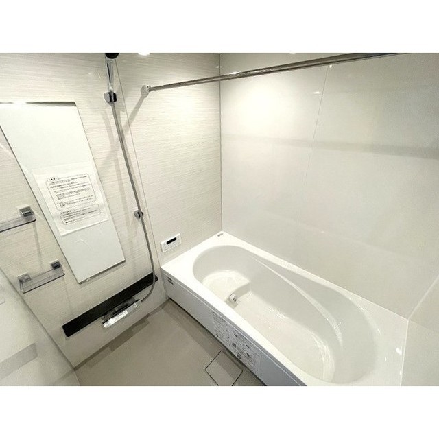 バス・シャワールーム　※別部屋写真、現況優先