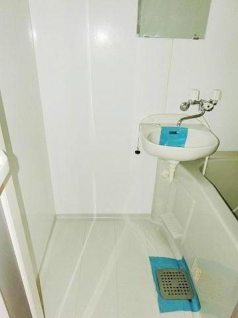 バス・シャワールーム　同仕様参考写真