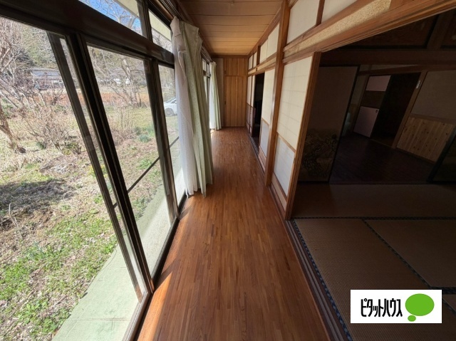 バルコニー　縁側