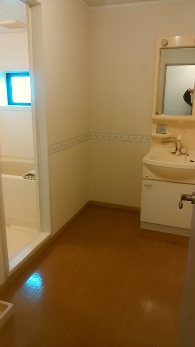 洗面設備　脱衣所、洗濯機置き場