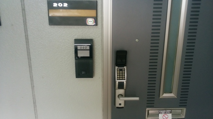 セキュリティ　カメラ付インターホン、デジタルキー