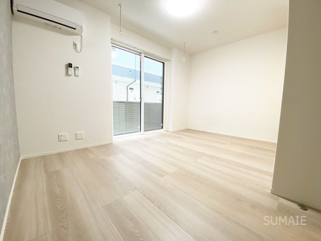 居室・リビング　シンプルな内装です！