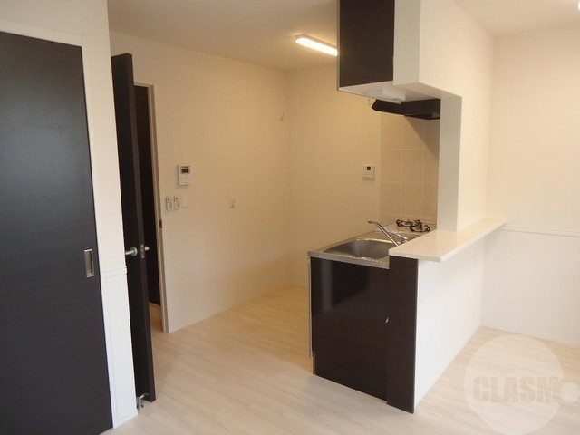 居室・リビング　１０帖のリビングルーム