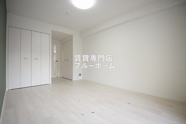 その他　別角度からの洋室です！