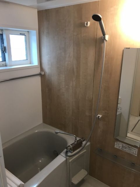 バス・シャワールーム