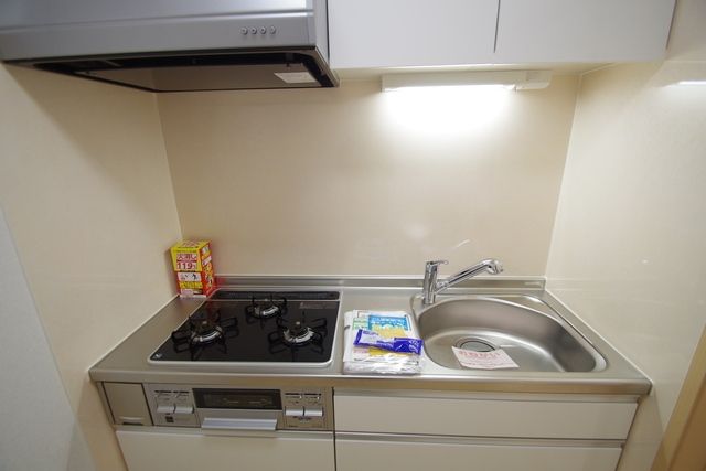 キッチン　★システムキッチン３口グリル付き★