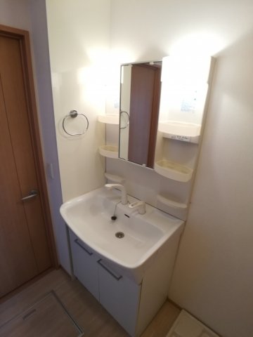 洗面設備　洗髪洗面化粧台