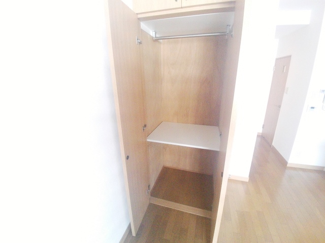 収納　参考写真（同物件他号室）