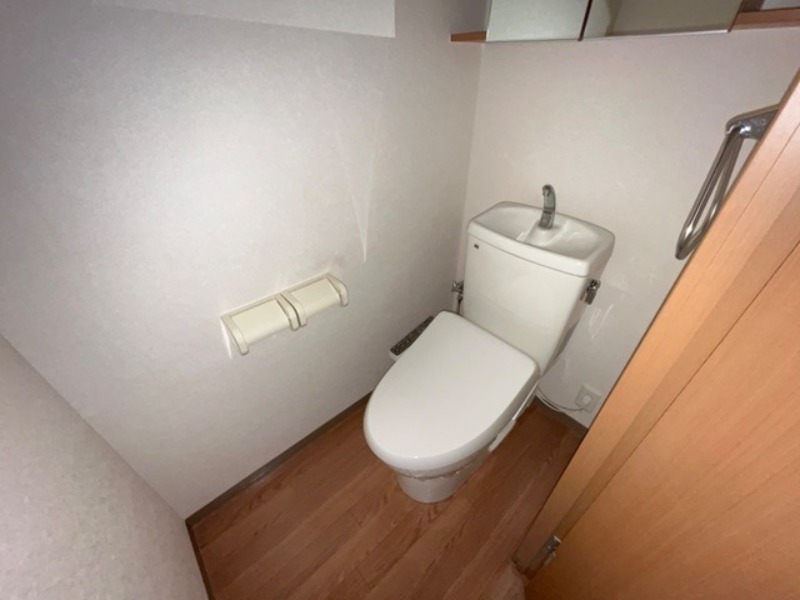 トイレ　図面と現状に相違がある場合には現状を優先