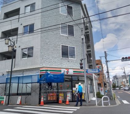 コンビニ　セブンイレブン 世田谷下馬4丁目店（コンビニ）まで167m