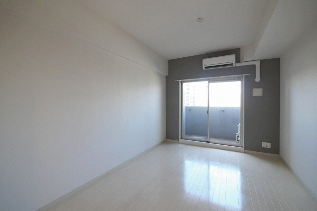 居室・リビング　広々とした洋室です