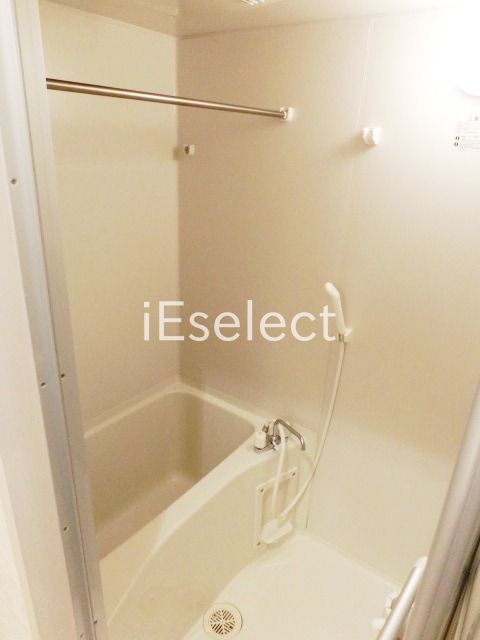 バス・シャワールーム　綺麗なバスルーム。