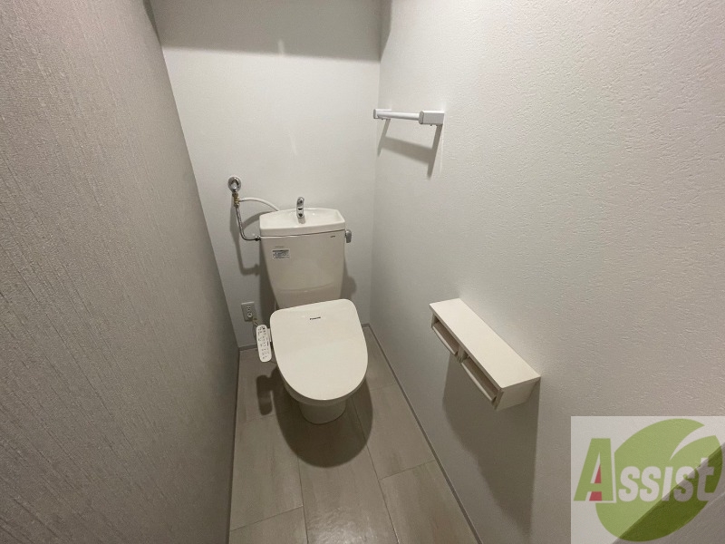 トイレ　シャワートイレになっているので快適です！