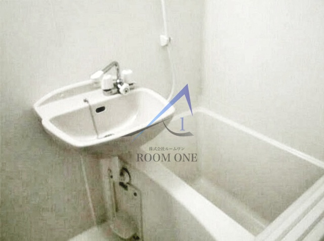 バス・シャワールーム　お風呂です。