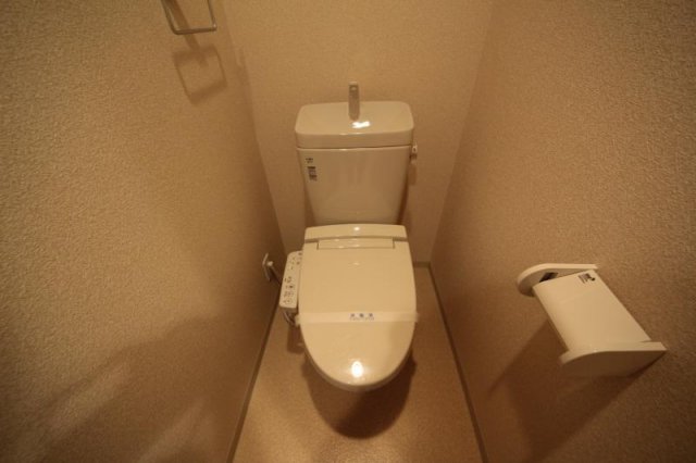 トイレ　トイレもきれいです