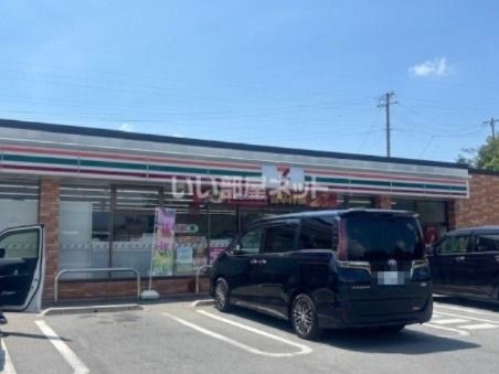 コンビニ　セブンイレブン小諸耳取店（コンビニ）まで668m